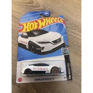 Hot Wheels Nissan Leaf Nismo RC_02 HW Modified 1:64 White Black Red Diecast Car